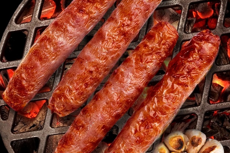 Новинка гриль-меню от брянского предприятия «Мираторга»: выпущена первая партия говяжьих колбасок барбекю