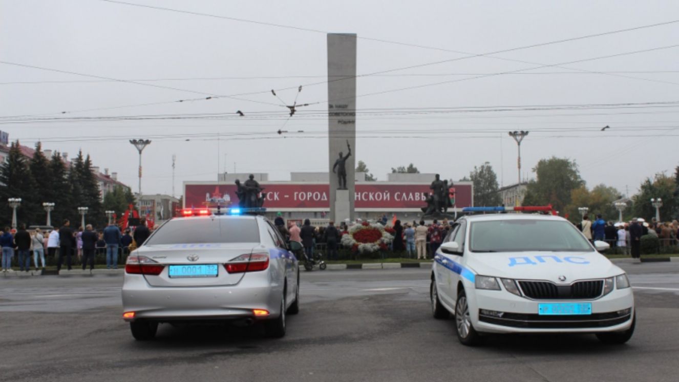 Около 300 полицейских поддерживали порядок на День города в Брянске