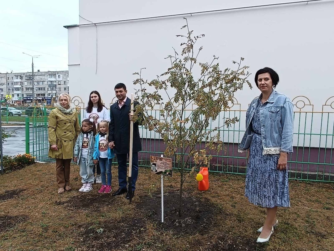 Деревья в честь юных Героев Великой Отечественной посадили в Брянске