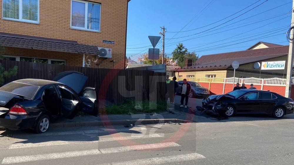 На улице Малыгина в Брянске случилось серьезное ДТП