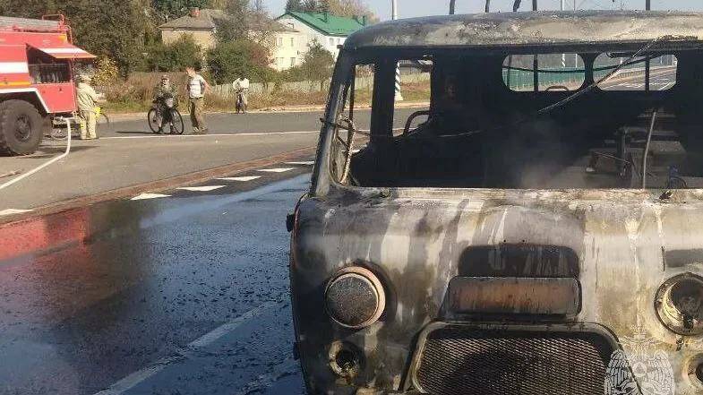 На дороге в Почепском районе Брянской области сгорела «Буханка»