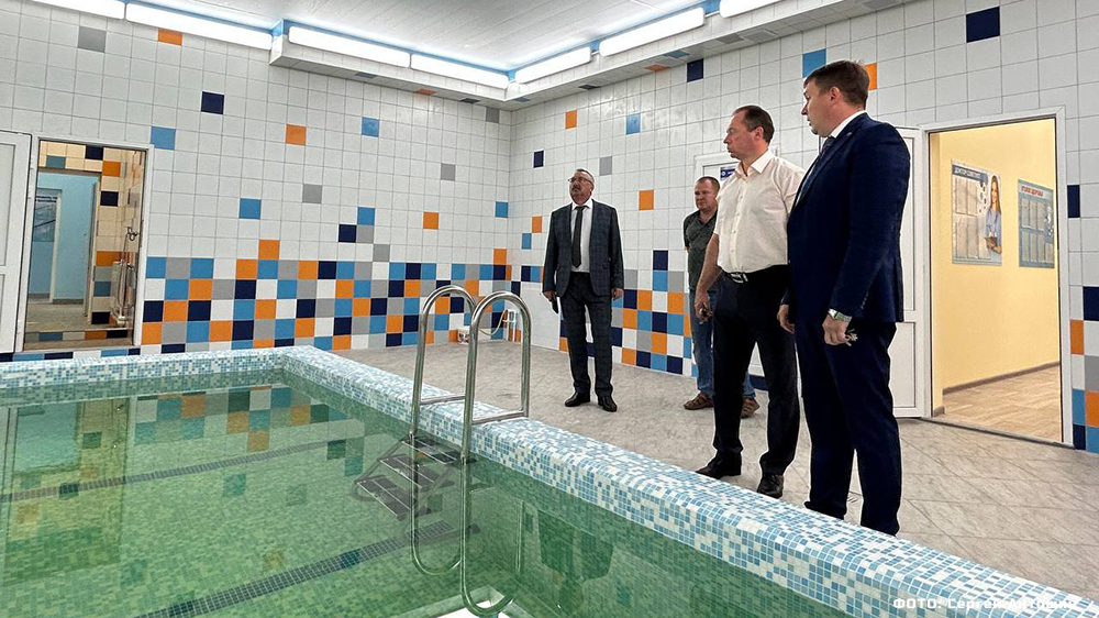 В Брянске завершен ремонт спортзала и бассейна в гимназии №6