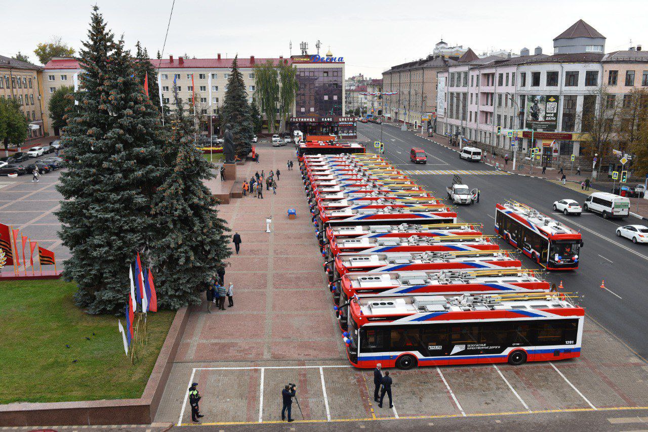 19 новых троллейбусов приехали в город Брянск