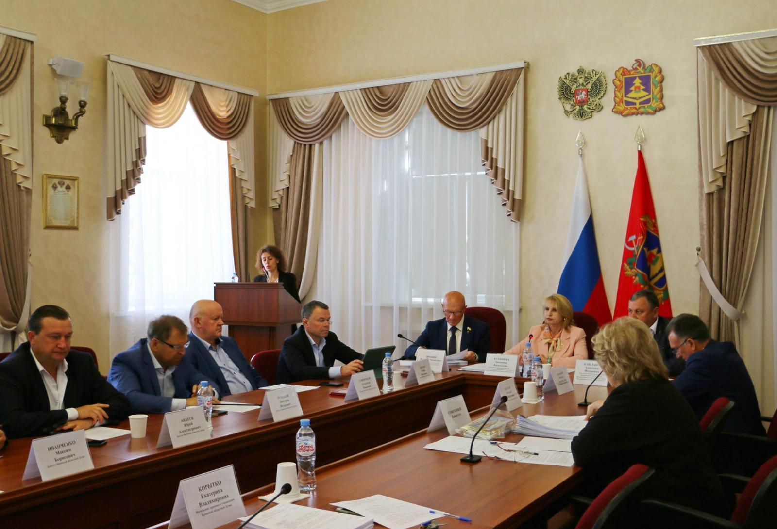 В Брянской области на поддержку бизнеса выделили 123,7 миллиона рублей