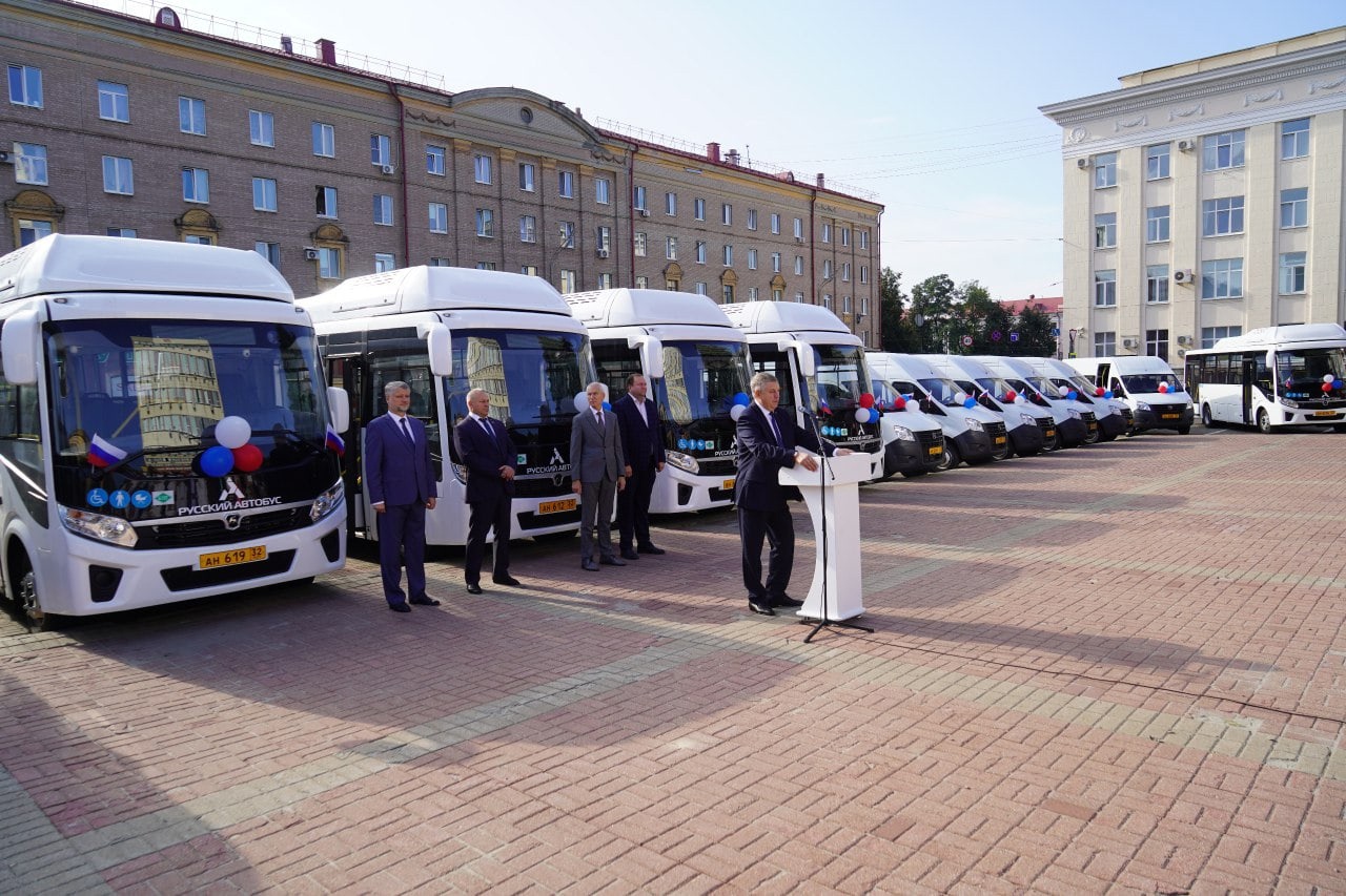 Еще два десятка новеньких автобусов будут курсировать по Брянску и области