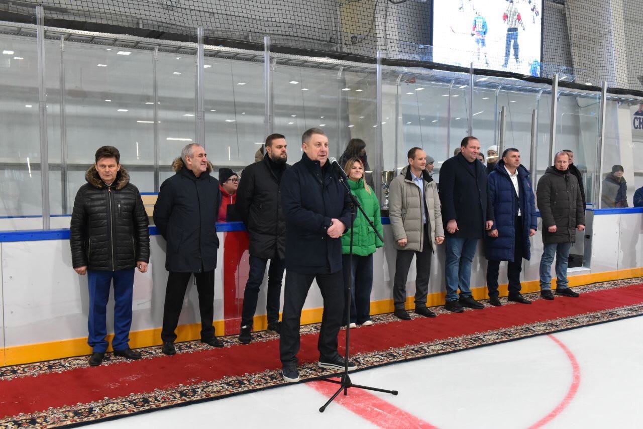 Брянские ледовые арены «Десна» и «Пересвет» стали центром хоккейных баталий