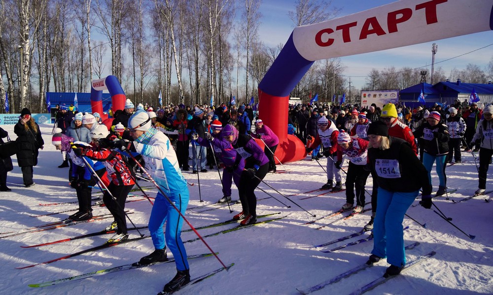 Более 3000 брянцев стали участниками гонки «Лыжня России-2024»