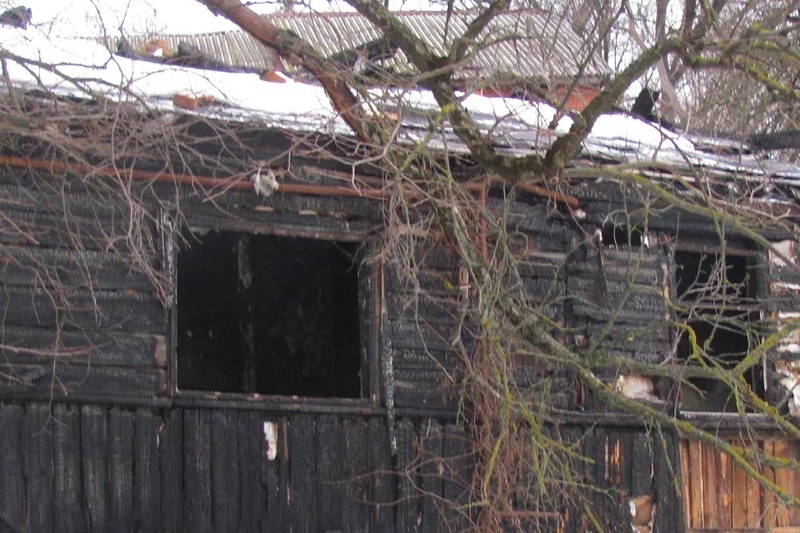 Жителям Брянска сообщили о крупном пожаре в Большом Полпине