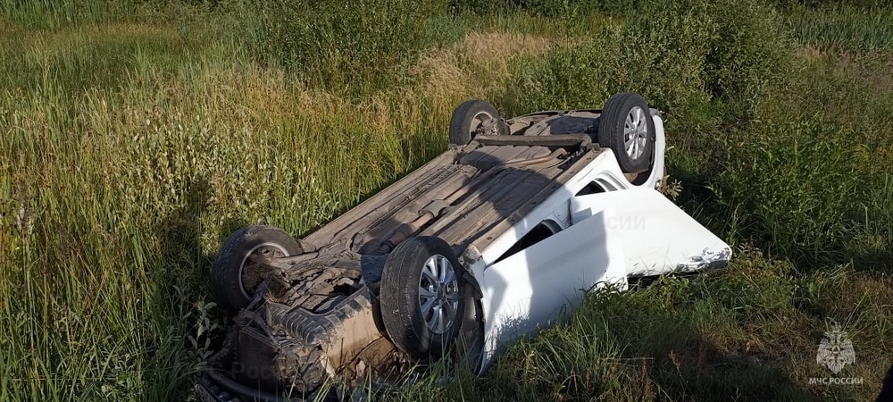 В Гордеевке опрокинулся легковой автомобиль