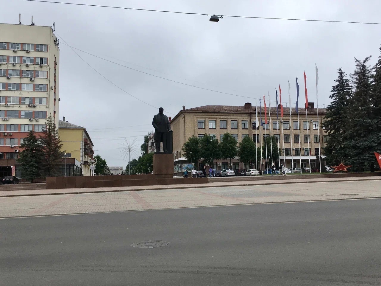 Площадь Ленина в Брянске взята под охрану