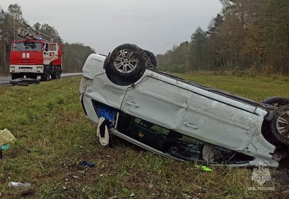 В страшном ДТП под Карачевом ранены два человека