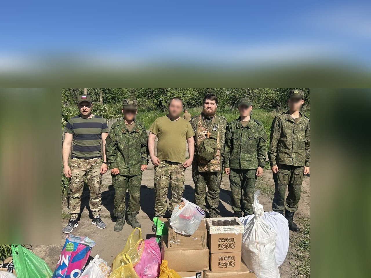 Брянский священник вновь навестил бойцов-«Северян»