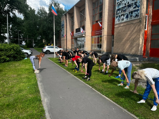 Спортшкола «Сталь» показала брянцам пример «Активного долголетия»