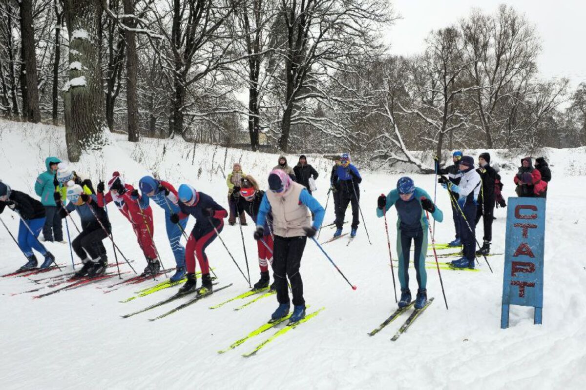 В брянском Брасово Декаду спорта и здоровья активно поддержали лыжники