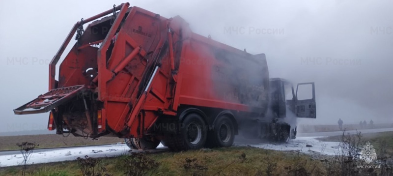 Вчера по Трубчевскому району Брянщины мчались 2 пожарные автоцистерны