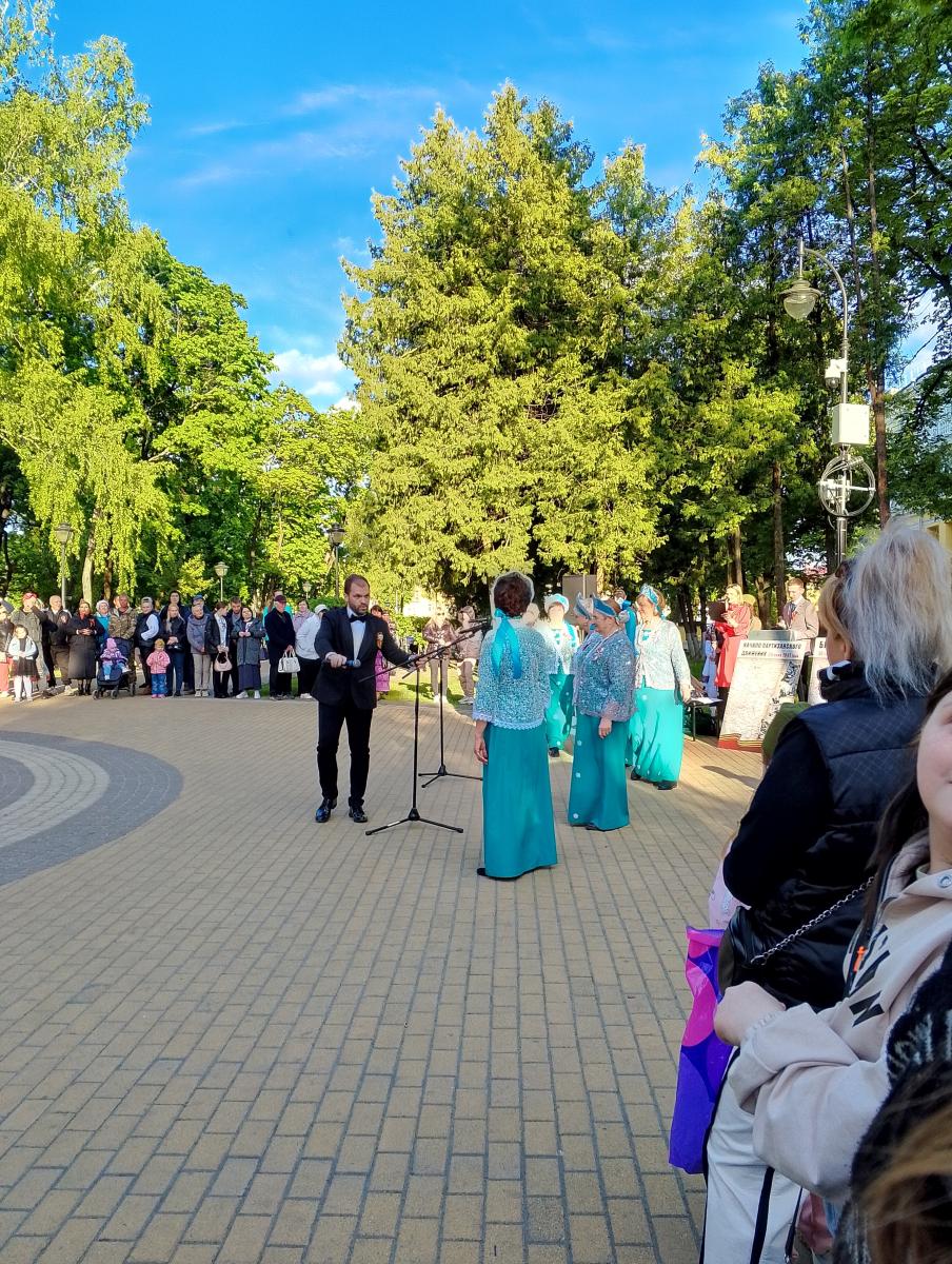 В День Победы в Фокинском районе Брянска состоялся концерт