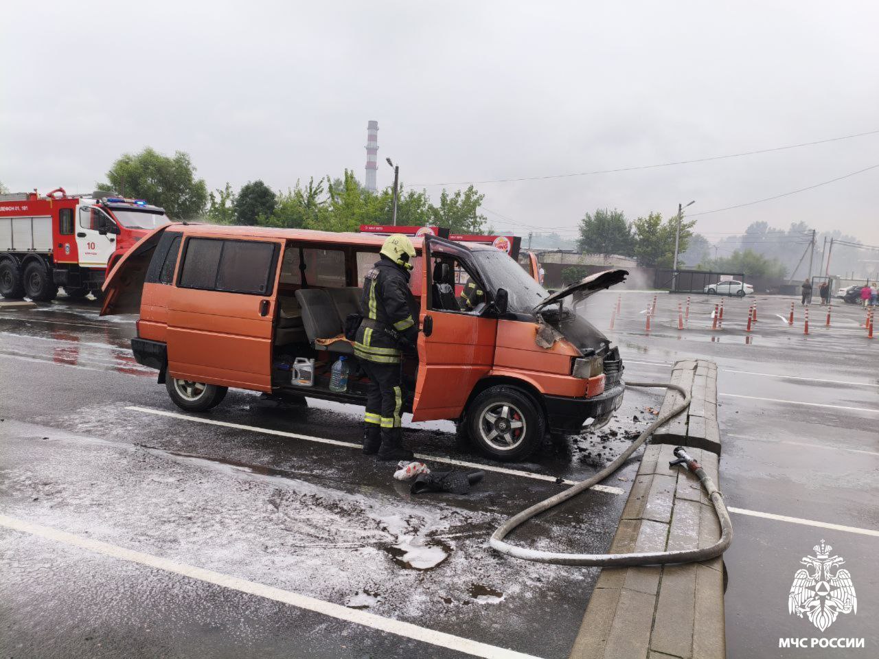 В Клинцах 17 июля устранили возгорание легкового автомобиля