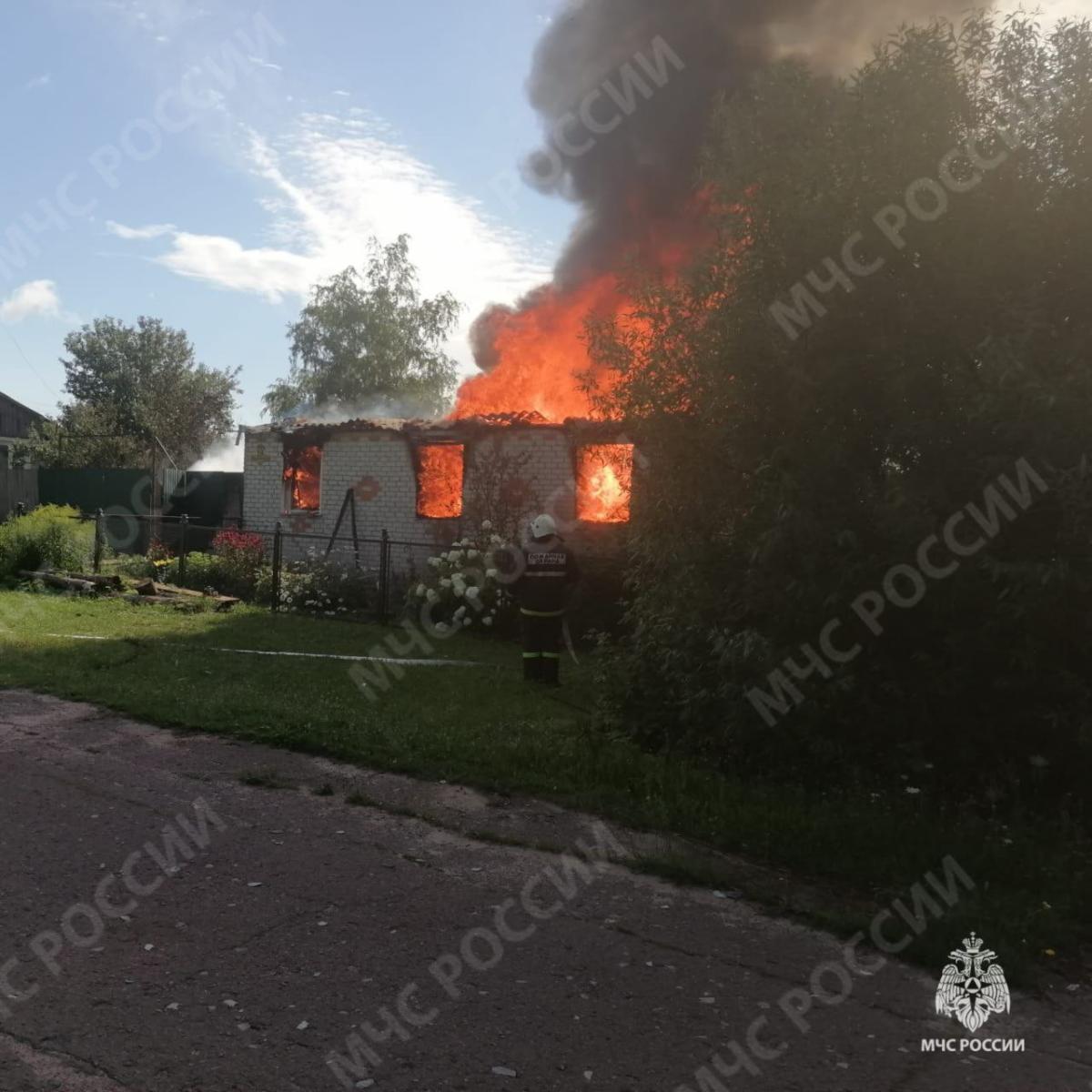 В Клетнянском районе Брянщины успешно потушили пожар