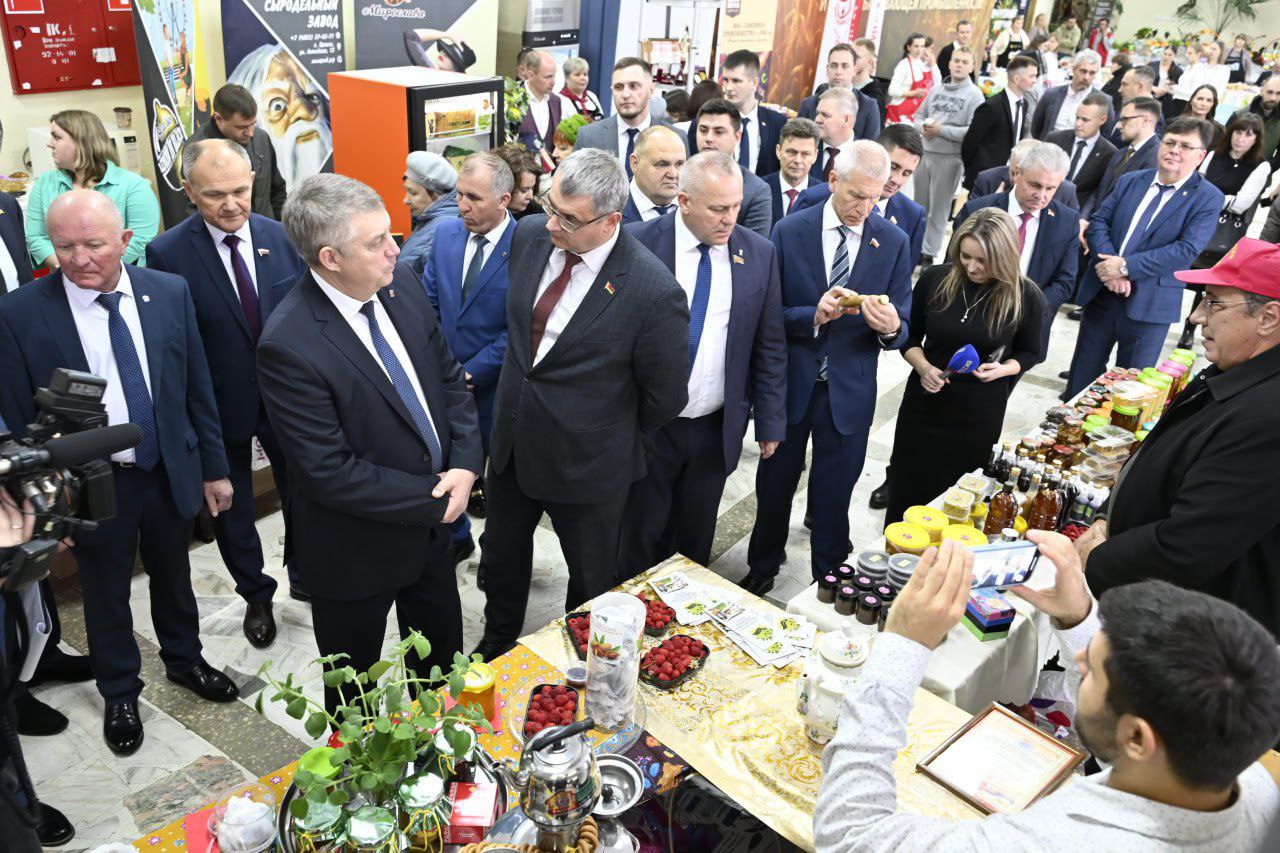 Александр Богомаз выразил брянским аграриям благодарность за труд в опасных условиях