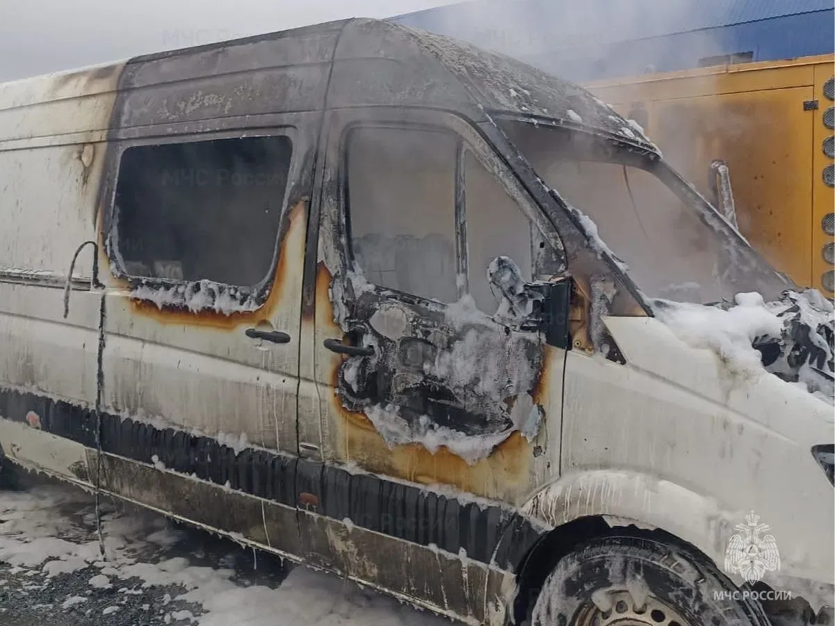 В столице Брянщины потушен горящий автомобиль