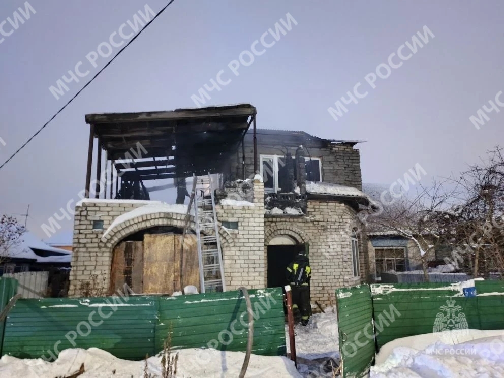 В Фокинском столицы Брянщины вчера пришлось потрудиться пожарным