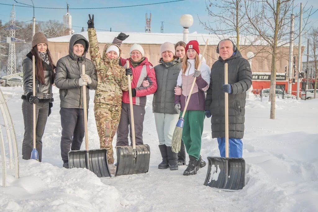 В столице Боянщины успешно завершилась трудовая акция "Снежный десант"