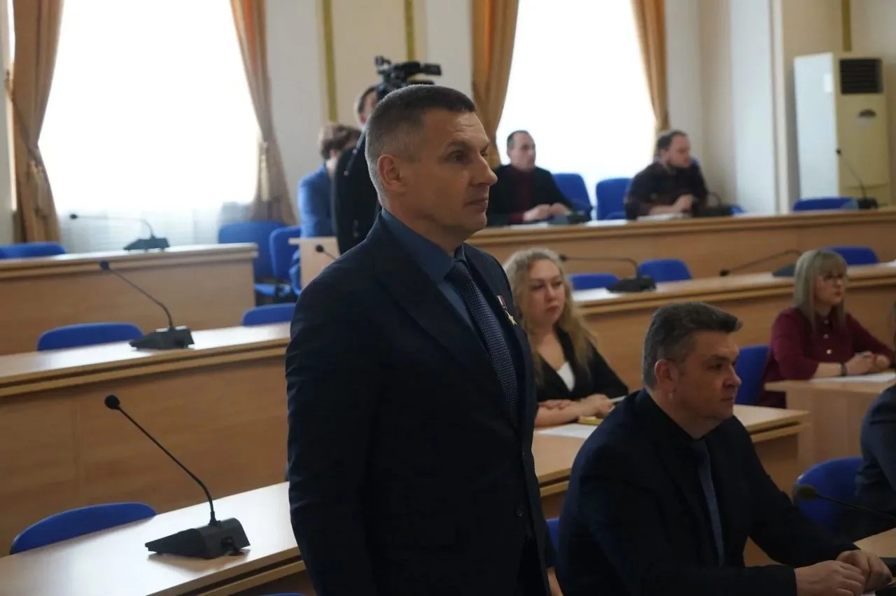 Герой России Андрей Фроленков на новой должности представлен Правительству Брянщины