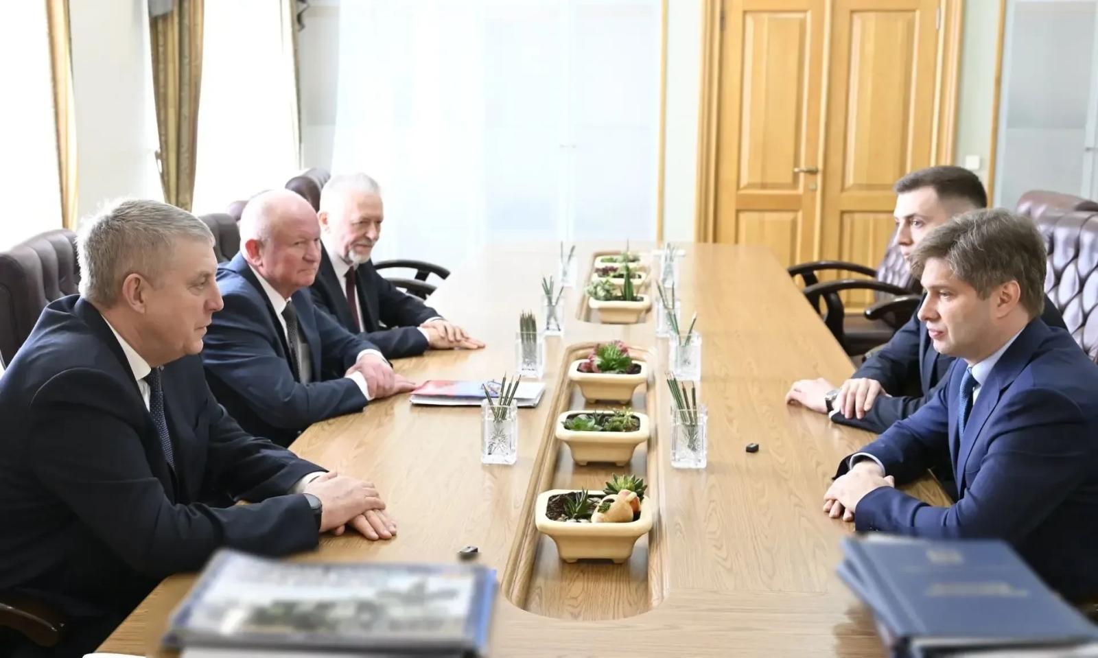 Александр Богомаз обсудил ситуацию с предпринимательством на Брянщине с Сергеем Мытенковым