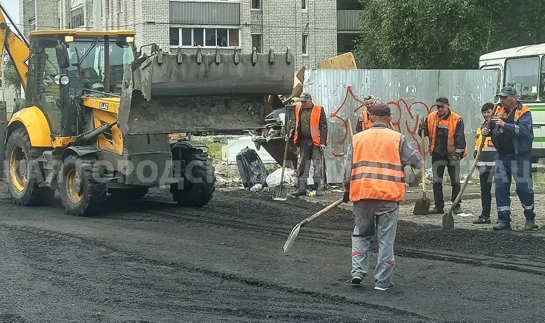 На улицах Камозина и Герцена запланированы работы по засыпке ям асфальтобетонной крошкой