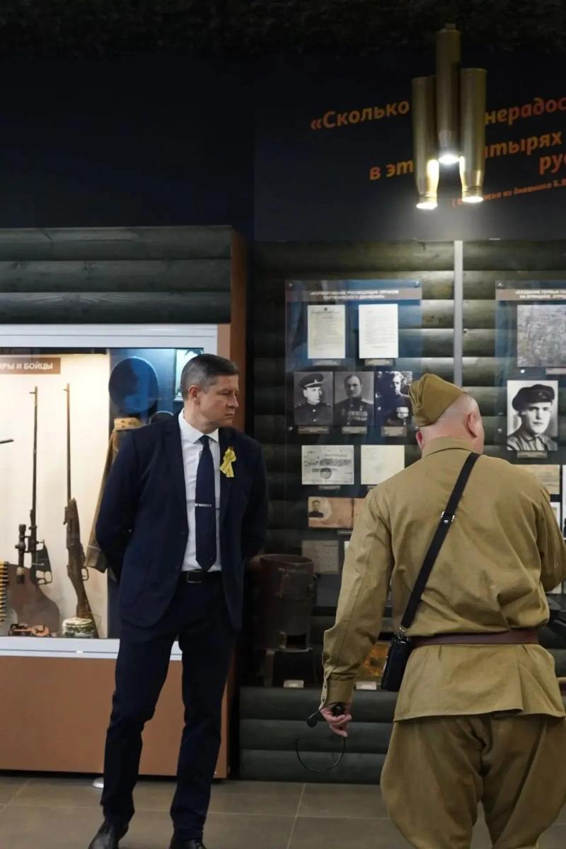 Егор Ковальчук посетил мемориальный комплекс «Партизанская поляна»