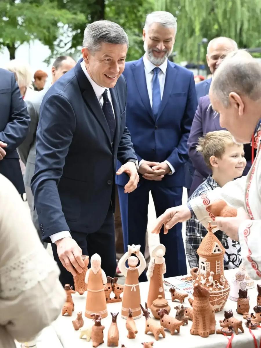 Егор Ковальчук отпраздновал годовщину основания Брянской области в Майском парке