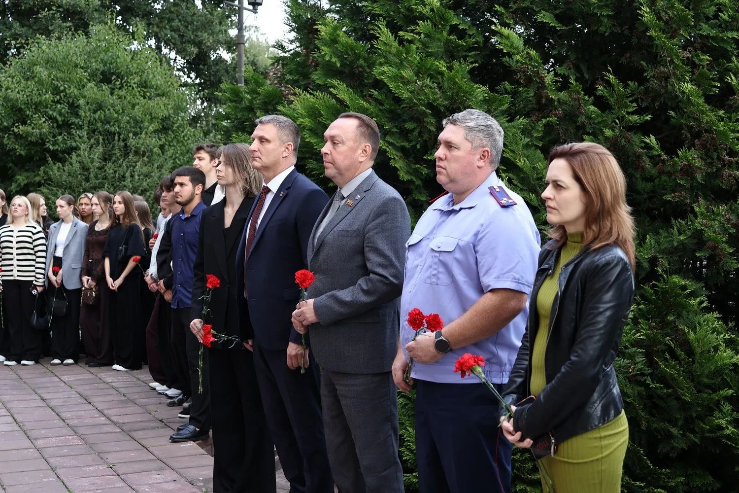 В Брянске прошла акция «Вместе против террора»
