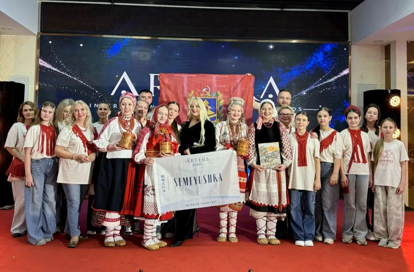 «Семеюшка» и «Модно-народно» одержали крупную победу в Китае