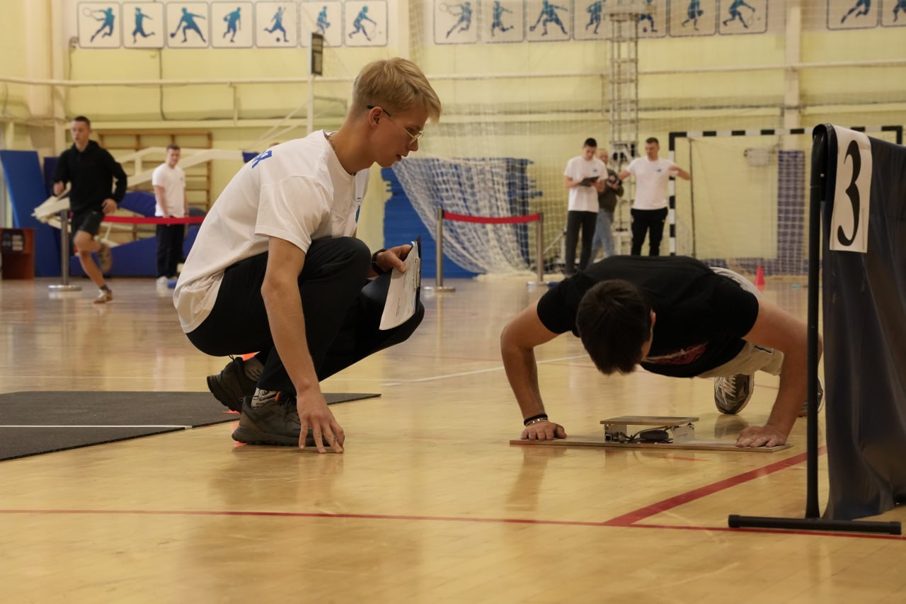 Правоохранители Брянщины устроили спартакиаду для подростков