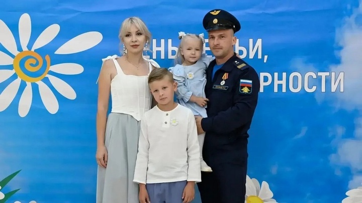 Брянский губернатор Егор Ковальчук обратился с поздравлениями к семье Поляковых в связи с победой на конкурсе «Семья года»