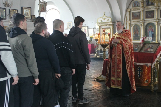 Почепские новобранцы получили благословение на ратную службу Отечеству