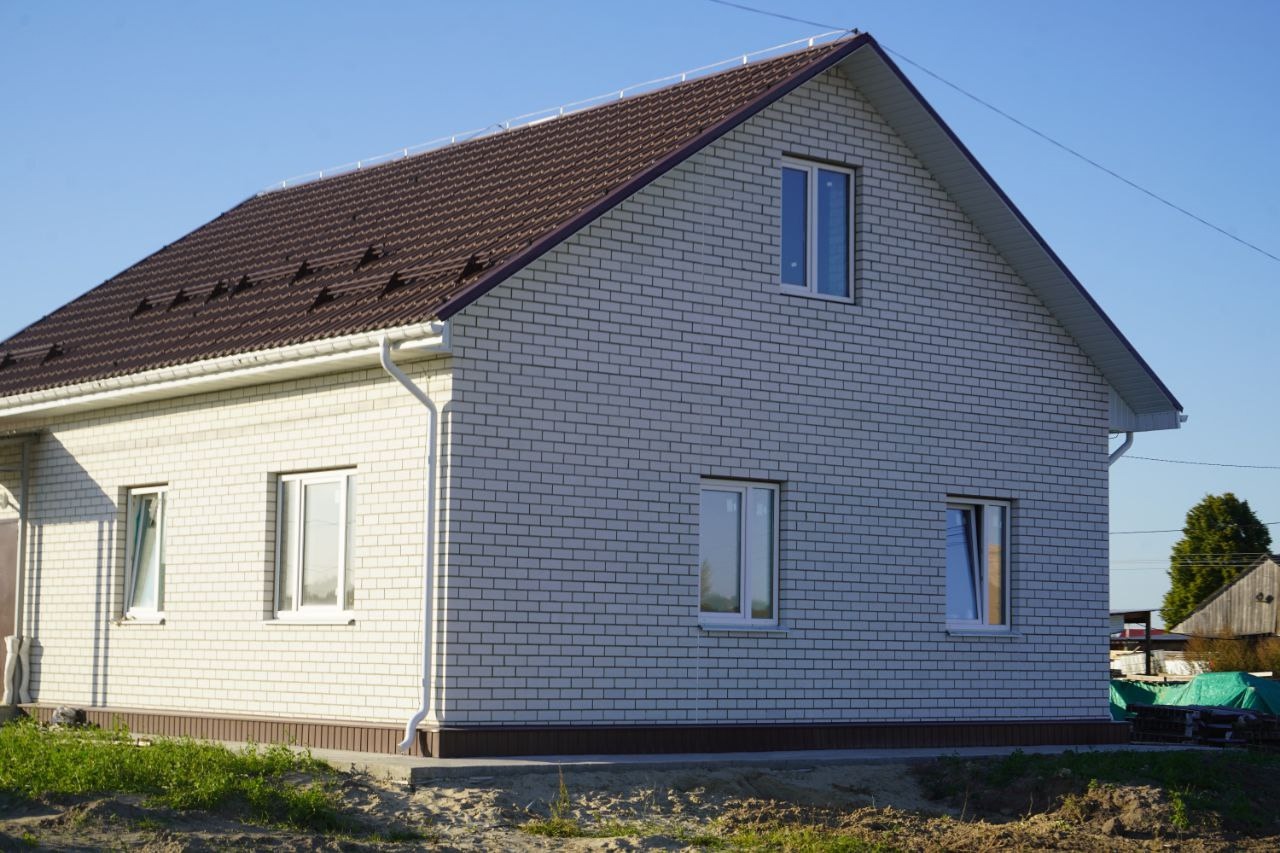 Жильё для кадров: Как тепличный комбинат меняет жизнь села