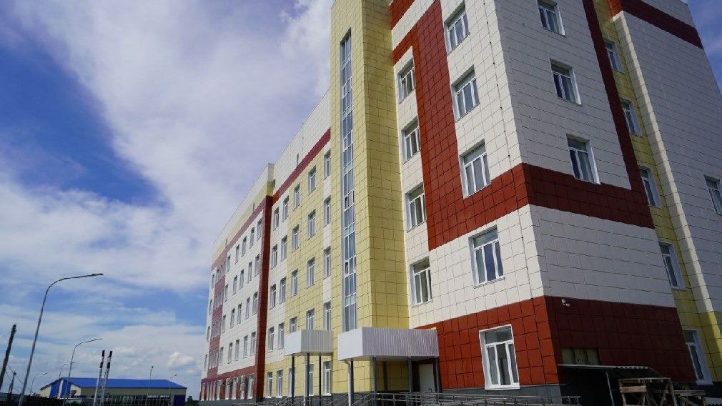 Здоровье для каждого: в Брянске построили современную поликлинику для густонаселённого района