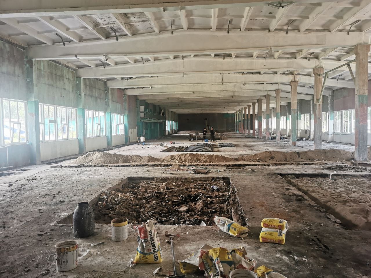 Новая жизнь спортманежа: в Брянске ремонтируют старейшее крытое спортивное сооружение