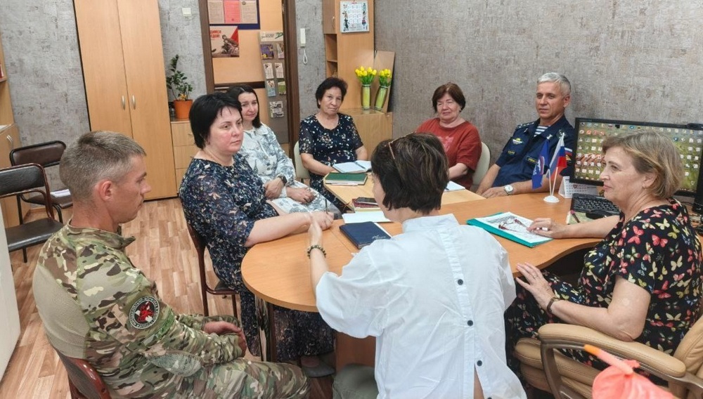 «С заботой о СВОих». При Суражском Центре занятости населения начал работу Клуб участников СВО и членов их семей