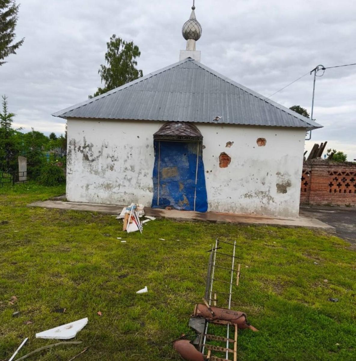 В Севске после атаки беспилотника ВСУ пострадал храм Усекновения главы Иоанна Предтечи
