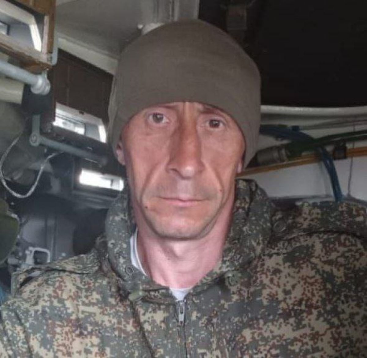 В брянских Страшевичах провели в последний путь героя СВО Андрея Выртоса