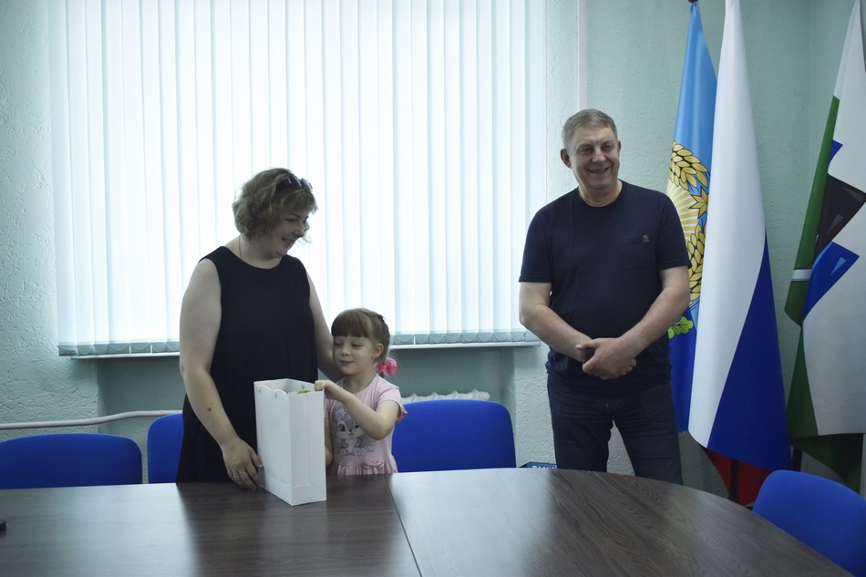 Брянский губернатор исполнил мечту маленькой Маши