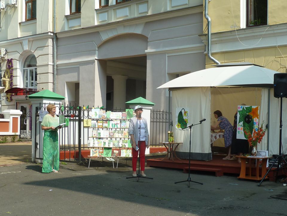 Брянцев пригласили на вкусный семейный праздник — День огурца