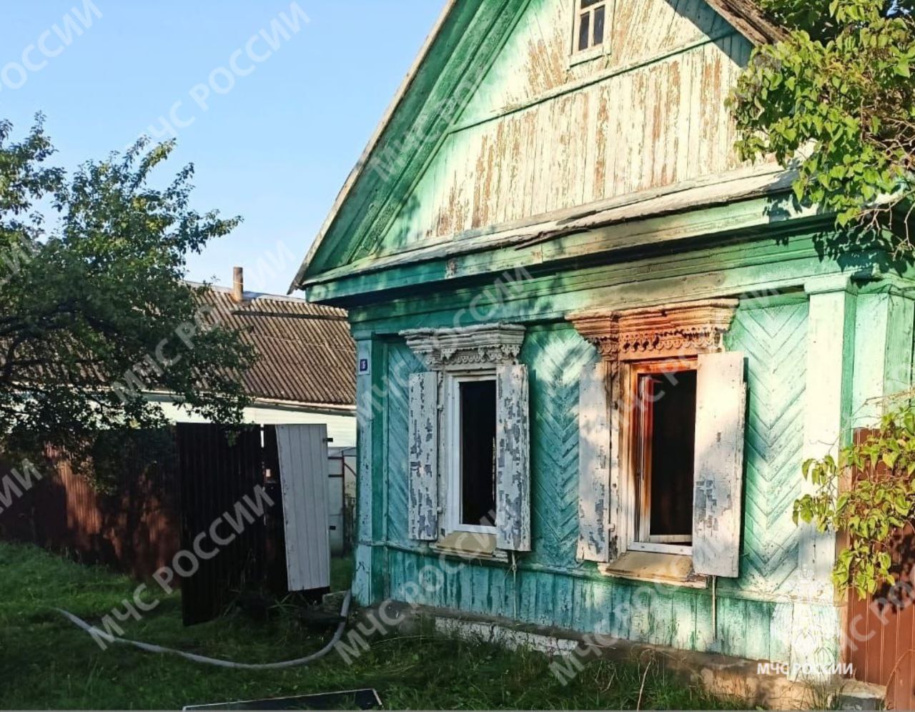 Пожар унес жизни двух пенсионеров в брянском Новозыбкове