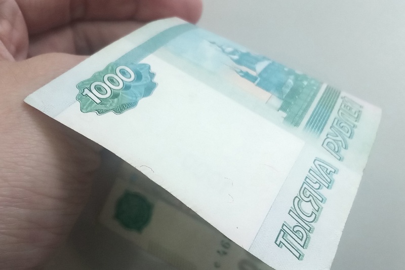 Стародубский сотрудник полиции отказался от взятки в тысячу рублей