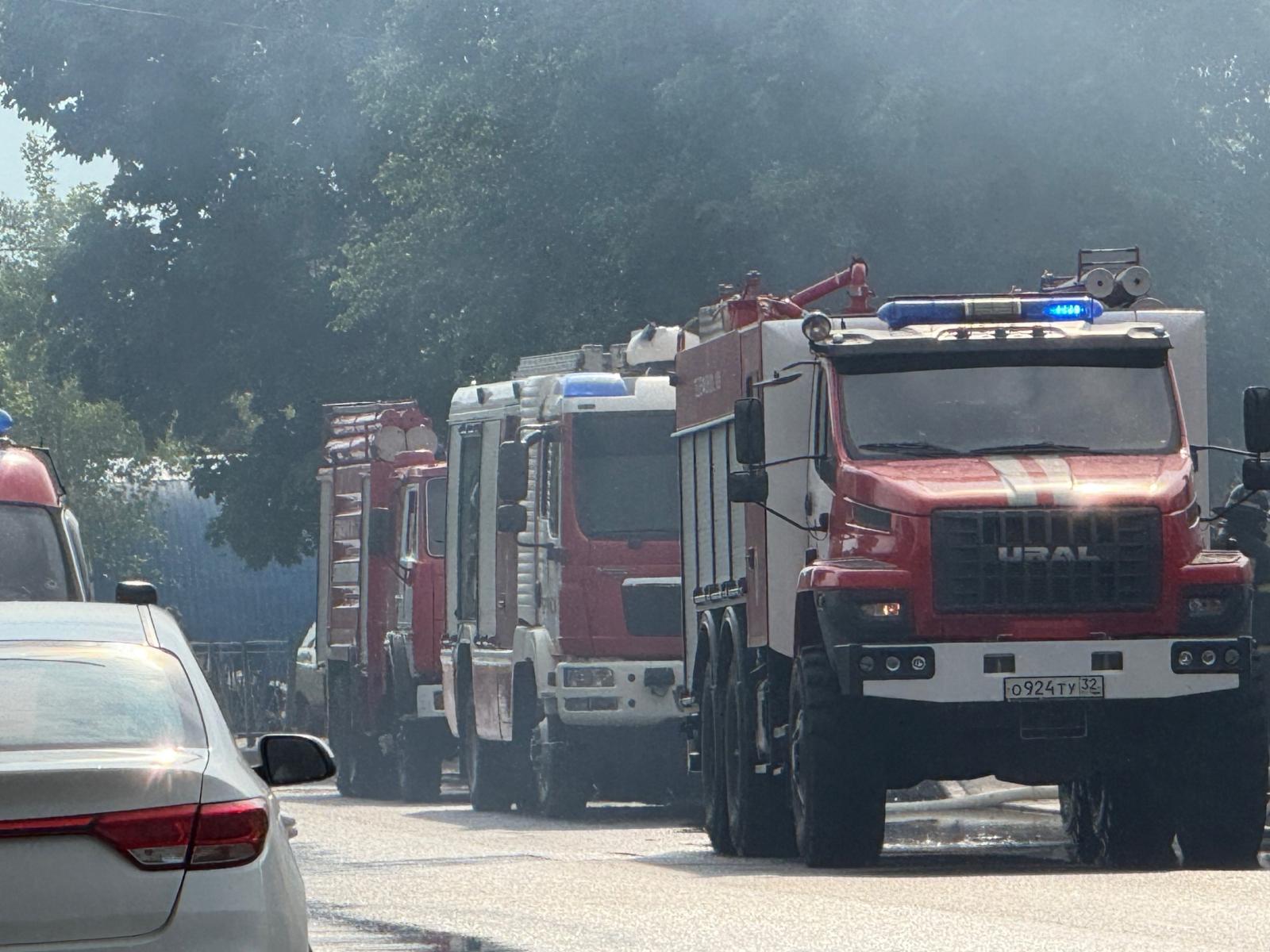 Грозовой разряд уничтожил жилой дом на улице Уральской в Брянске