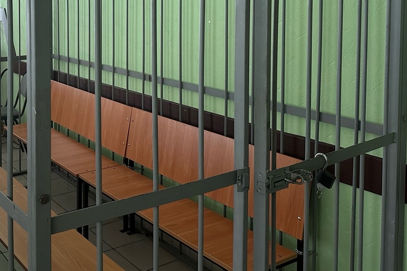 Суд оставил в СИЗО обвиняемого в коррупции экс-полковника брянской полиции Соколова