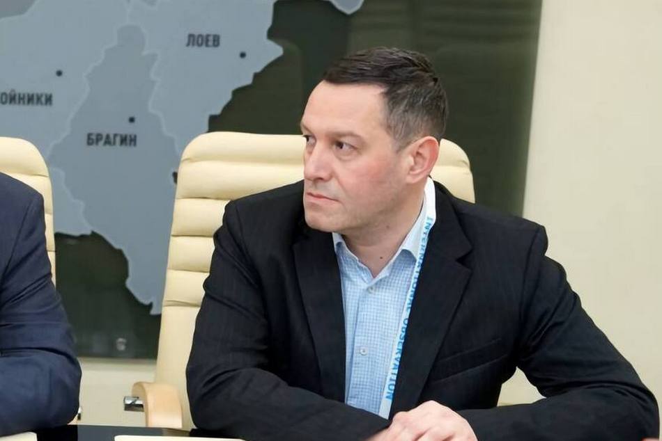 Отвечать за брянскую молодежную политику будет Максим Гудов