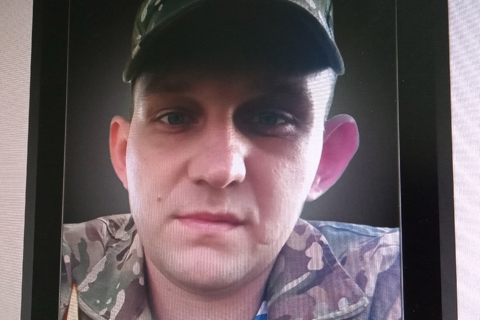 Брянцы простились с погибшим в зоне СВО рядовым Поповым